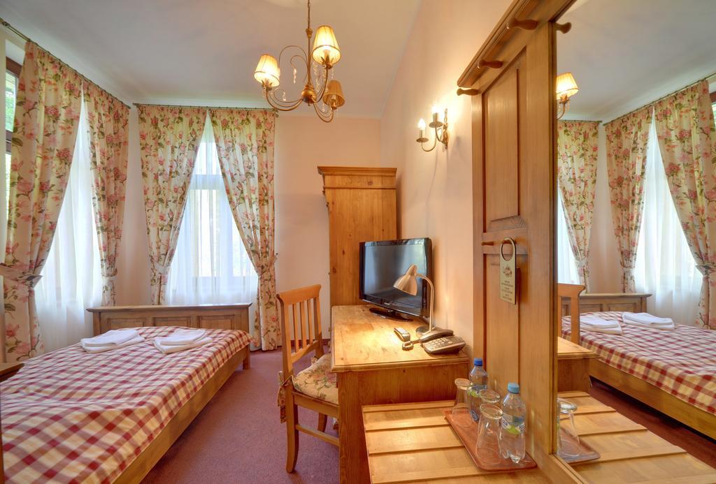 Hotel Magnes Шклярська Поремба Екстер'єр фото